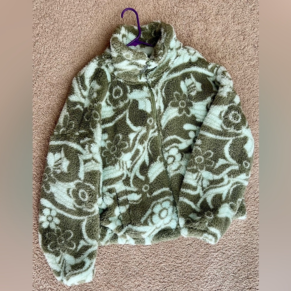 American Eagle Outfitters Plush Zip up